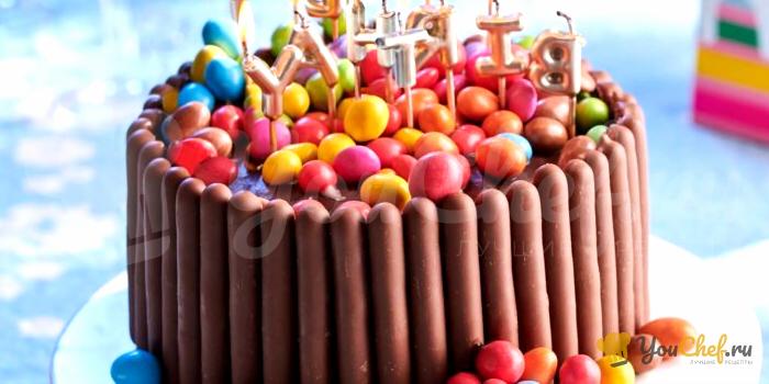 Разноцветный торт ко дню рождения