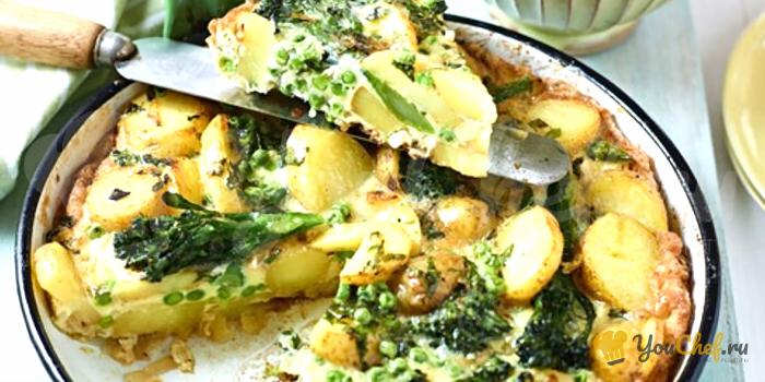 Картофель брокколи и зеленый горошек фриттата