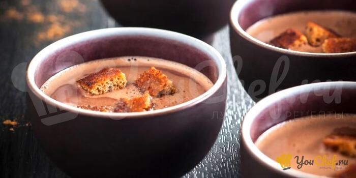 Шоколадный суп и гренки с пряниками